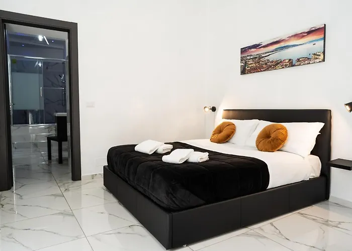 San Felice Palace Neapel